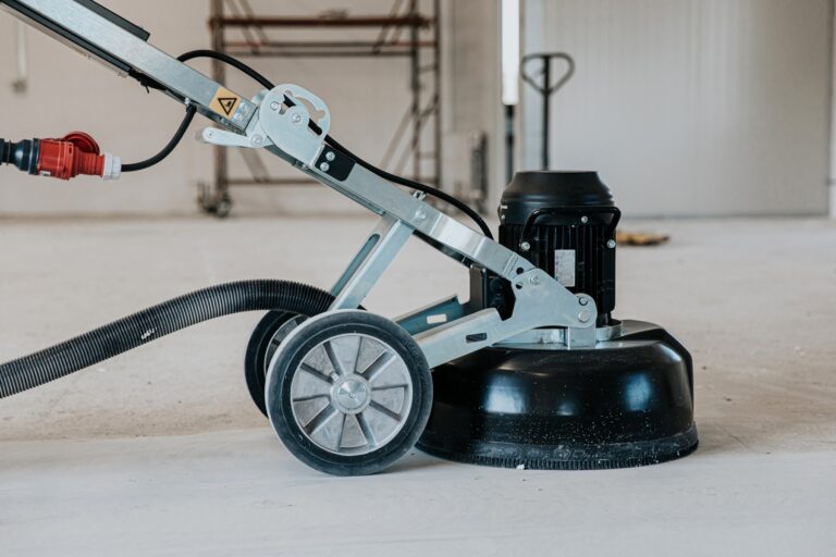 Schleifmaschine für Bitumen
